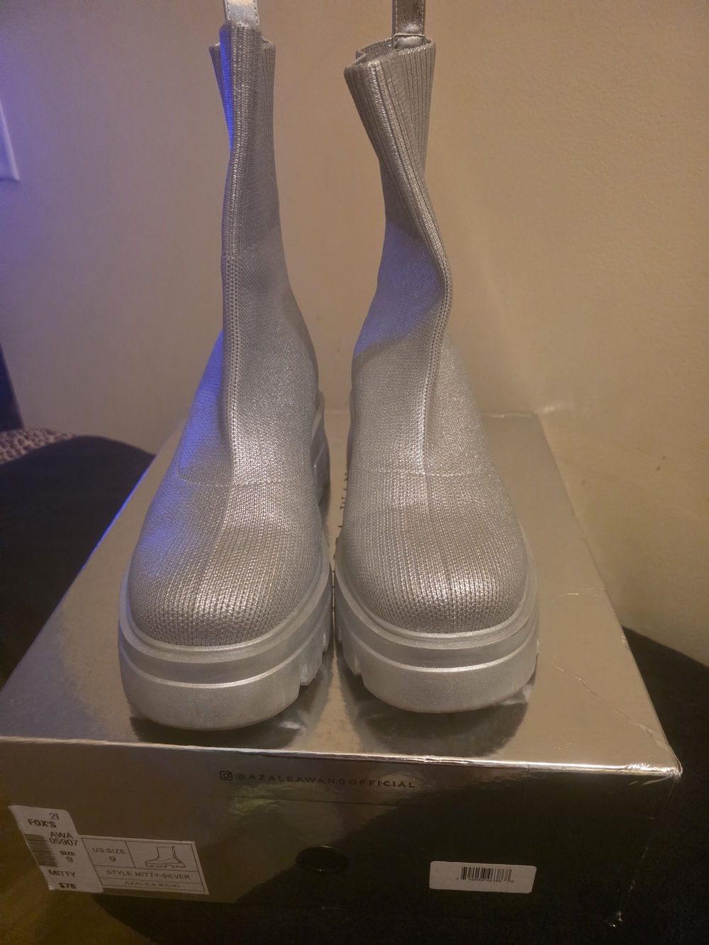 Stretch-Knit Silver Chelsea Ankle Boots with Platform Sole